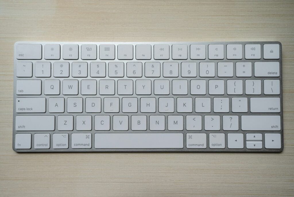 Analog Precision: Mechanical Keyboards and Tactile Desktop Tools